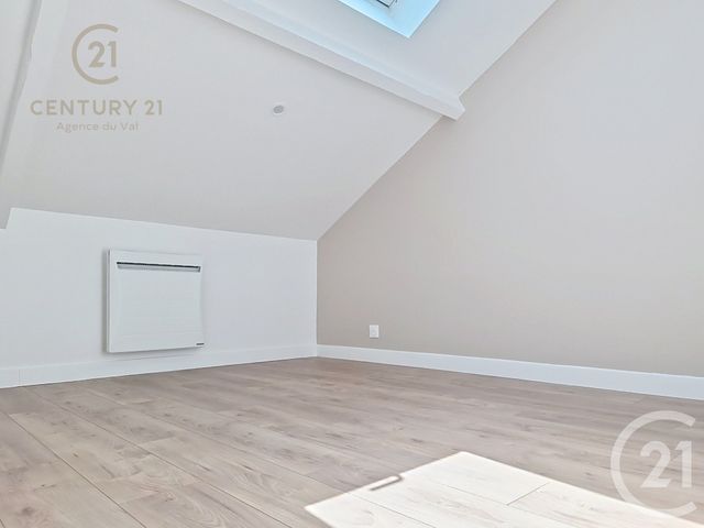 Appartement F2 &agrave; louer - 2 pi&egrave;ces - 27,42 m2 - Champs Sur Marne - 77 - ILE-DE-FRANCE