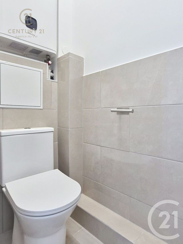 Appartement F2 &agrave; louer - 2 pi&egrave;ces - 27,42 m2 - Champs Sur Marne - 77 - ILE-DE-FRANCE