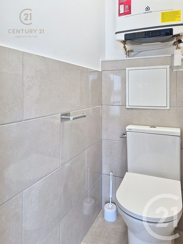 Appartement F2 &agrave; louer - 2 pi&egrave;ces - 24,15 m2 - Champs Sur Marne - 77 - ILE-DE-FRANCE