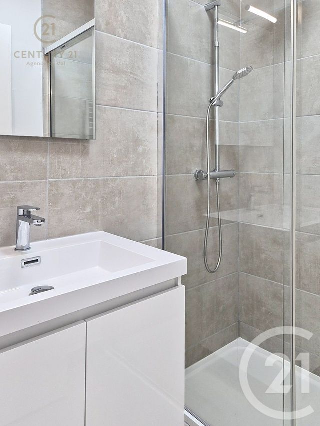 Appartement F2 &agrave; louer - 2 pi&egrave;ces - 24,15 m2 - Champs Sur Marne - 77 - ILE-DE-FRANCE