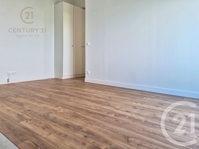Appartement F2 &agrave; louer - 2 pi&egrave;ces - 24,15 m2 - Champs Sur Marne - 77 - ILE-DE-FRANCE