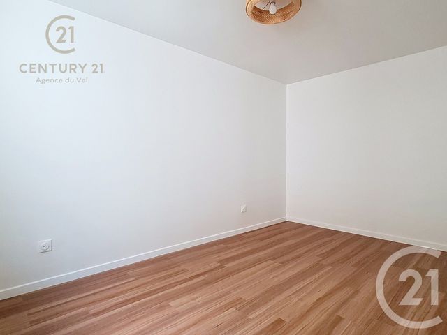 Appartement F2 &agrave; louer - 2 pi&egrave;ces - 35,34 m2 - Champs Sur Marne - 77 - ILE-DE-FRANCE