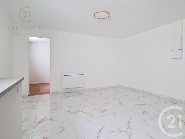 Appartement F2 &agrave; louer - 2 pi&egrave;ces - 35,34 m2 - Champs Sur Marne - 77 - ILE-DE-FRANCE