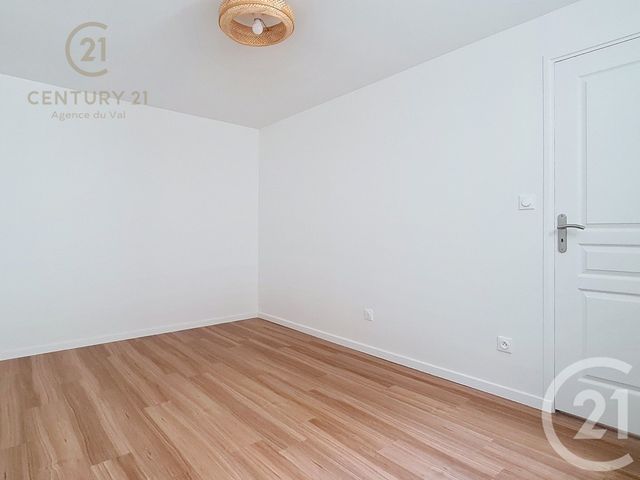 Appartement F2 &agrave; louer - 2 pi&egrave;ces - 35,34 m2 - Champs Sur Marne - 77 - ILE-DE-FRANCE