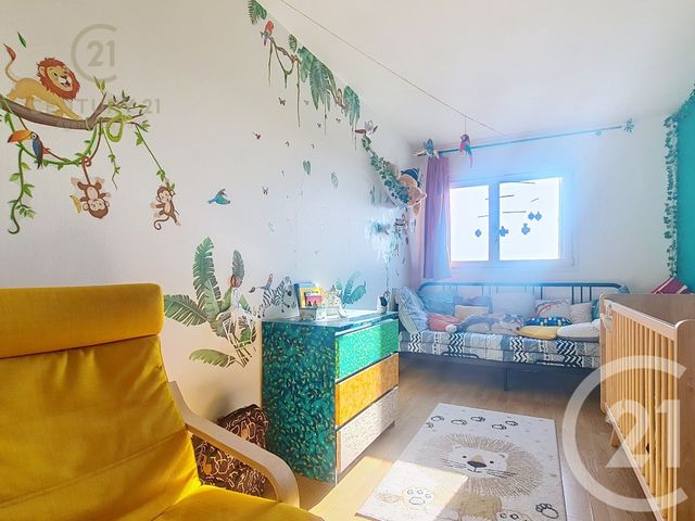 Appartement F3 &agrave; louer - 3 pi&egrave;ces - 74,50 m2 - Chelles - 77 - ILE-DE-FRANCE