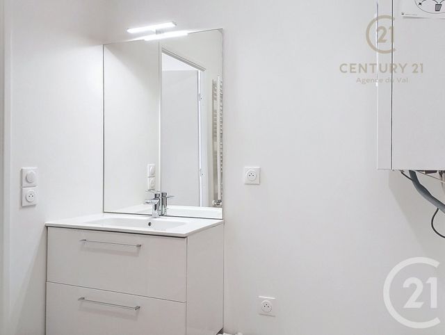 Appartement Local &agrave; louer - 3 pi&egrave;ces - 60,60 m2 - Champs Sur Marne - 77 - ILE-DE-FRANCE