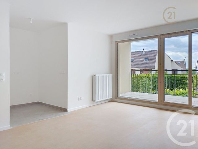 Appartement Local &agrave; louer - 3 pi&egrave;ces - 60,60 m2 - Champs Sur Marne - 77 - ILE-DE-FRANCE