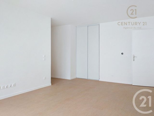 Appartement Local &agrave; louer - 3 pi&egrave;ces - 60,60 m2 - Champs Sur Marne - 77 - ILE-DE-FRANCE