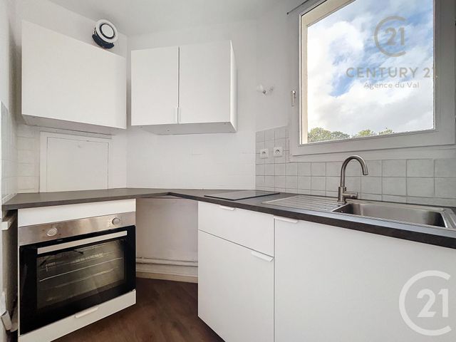 Appartement T1 &agrave; louer - 1 pi&egrave;ce - 30,12 m2 - Noisiel - 77 - ILE-DE-FRANCE