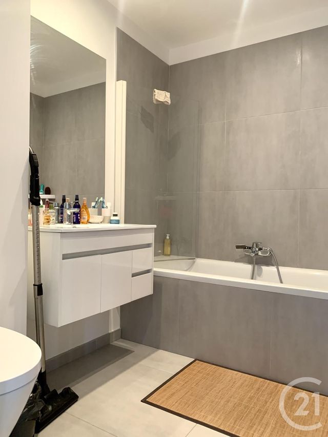 Appartement Studio &agrave; louer - 1 pi&egrave;ce - 28,75 m2 - Gournay Sur Marne - 93 - ILE-DE-FRANCE