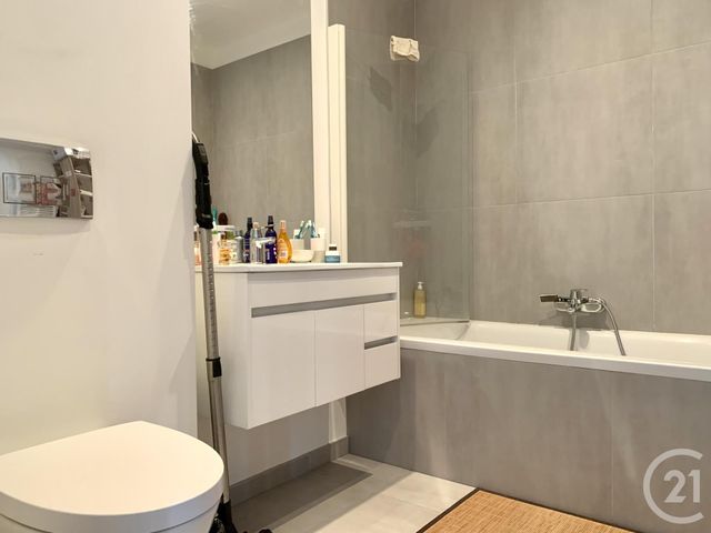 Appartement Studio &agrave; louer - 1 pi&egrave;ce - 28,75 m2 - Gournay Sur Marne - 93 - ILE-DE-FRANCE