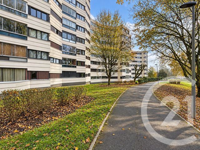 Appartement F4 &agrave; vendre - 4 pi&egrave;ces - 80,60 m2 - Champs Sur Marne - 77 - ILE-DE-FRANCE