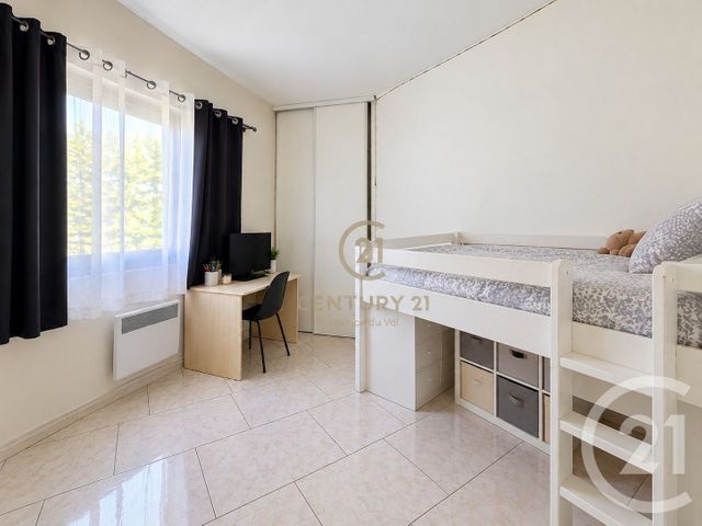 Appartement F4 &agrave; vendre - 4 pi&egrave;ces - 80,60 m2 - Champs Sur Marne - 77 - ILE-DE-FRANCE