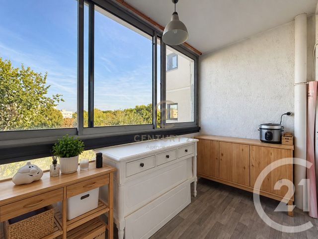 Appartement F4 &agrave; vendre - 4 pi&egrave;ces - 80,60 m2 - Champs Sur Marne - 77 - ILE-DE-FRANCE
