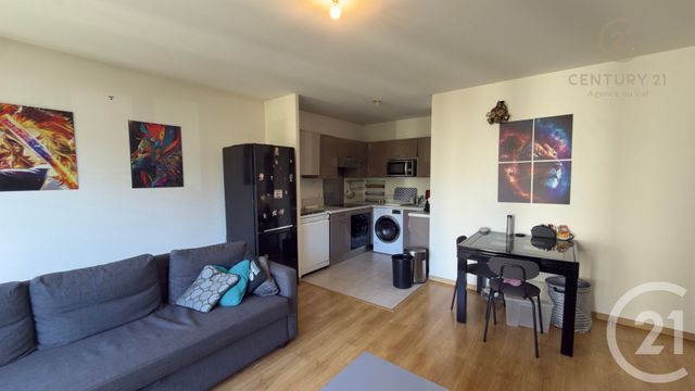 Appartement F2 &agrave; louer - 2 pi&egrave;ces - 50,79 m2 - Champs Sur Marne - 77 - ILE-DE-FRANCE