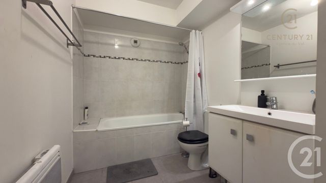 Appartement F2 &agrave; louer - 2 pi&egrave;ces - 50,79 m2 - Champs Sur Marne - 77 - ILE-DE-FRANCE