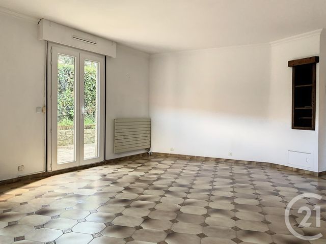 Appartement F3 &agrave; louer - 3 pi&egrave;ces - 67,44 m2 - Noisy Le Grand - 93 - ILE-DE-FRANCE