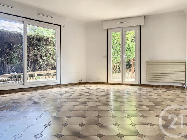 Appartement F3 &agrave; louer - 3 pi&egrave;ces - 67,44 m2 - Noisy Le Grand - 93 - ILE-DE-FRANCE