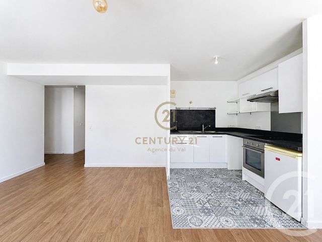Appartement F3 &agrave; vendre - 3 pi&egrave;ces - 59,22 m2 - Champs Sur Marne - 77 - ILE-DE-FRANCE