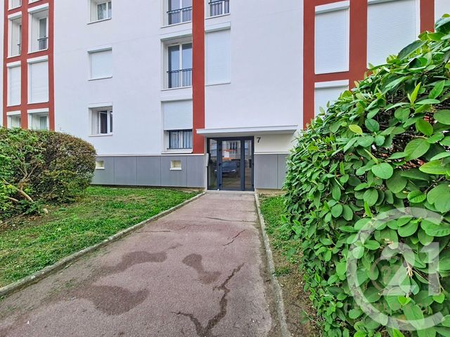 Appartement F3 &agrave; louer - 3 pi&egrave;ces - 48,86 m2 - Chelles - 77 - ILE-DE-FRANCE