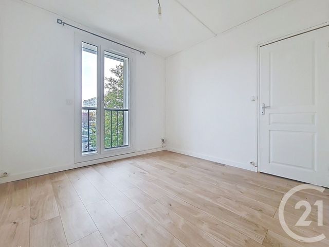 Appartement F3 &agrave; louer - 3 pi&egrave;ces - 48,86 m2 - Chelles - 77 - ILE-DE-FRANCE