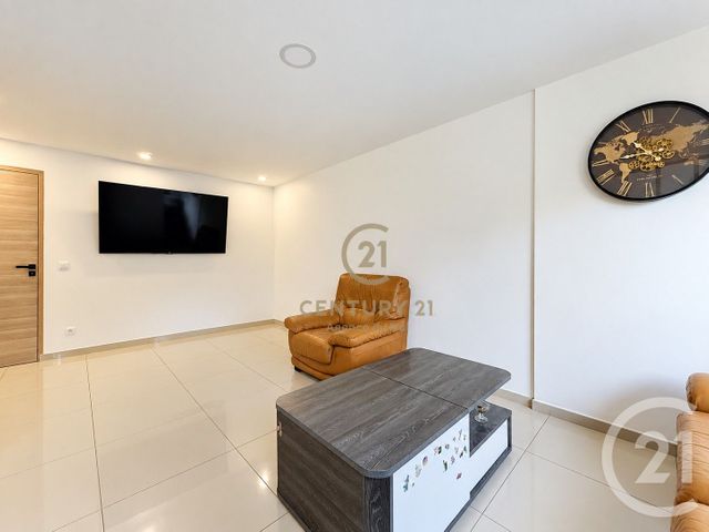 Appartement F4 &agrave; vendre - 4 pi&egrave;ces - 83,11 m2 - Champs Sur Marne - 77 - ILE-DE-FRANCE