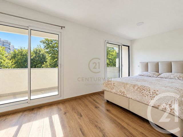 Appartement F4 &agrave; vendre - 4 pi&egrave;ces - 83,11 m2 - Champs Sur Marne - 77 - ILE-DE-FRANCE