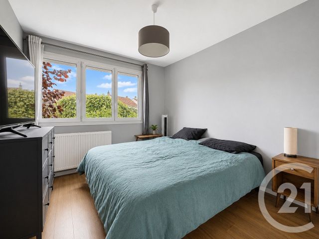 Maison &agrave; vendre - 7 pi&egrave;ces - 207,07 m2 - Champs Sur Marne - 77 - ILE-DE-FRANCE