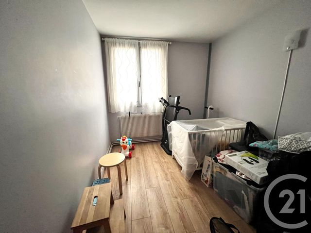 Appartement F3 à vendre - 3 pièces - 62,15 m2 - Etampes - 91 - ILE-DE-FRANCE