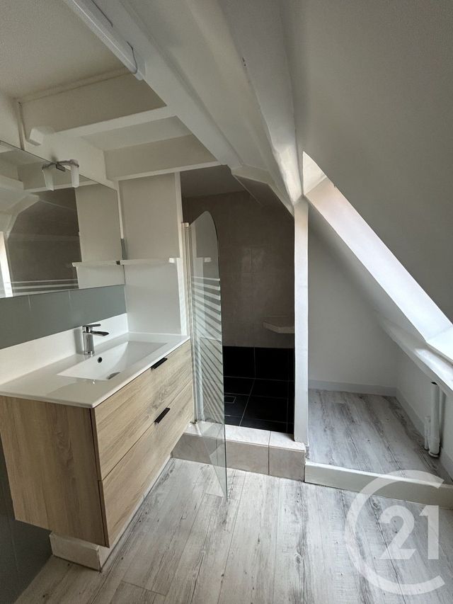 Appartement Studio &agrave; louer - 1 pi&egrave;ce - 23 m2 - Etampes - 91 - ILE-DE-FRANCE