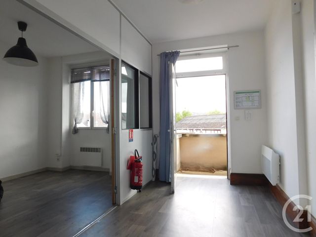 Divers à louer - 84 m2 - Etampes - 91 - ILE-DE-FRANCE