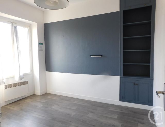 Divers à louer - 84 m2 - Etampes - 91 - ILE-DE-FRANCE