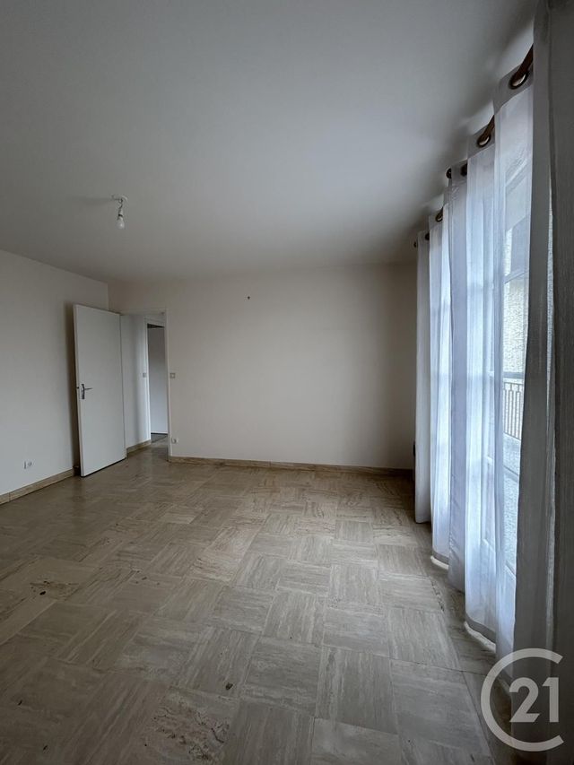 Appartement F2 &agrave; louer - 2 pi&egrave;ces - 57,48 m2 - Etampes - 91 - ILE-DE-FRANCE