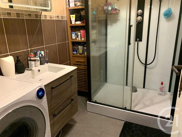 Appartement F4 à vendre - 4 pièces - 70 m2 - Etampes - 91 - ILE-DE-FRANCE