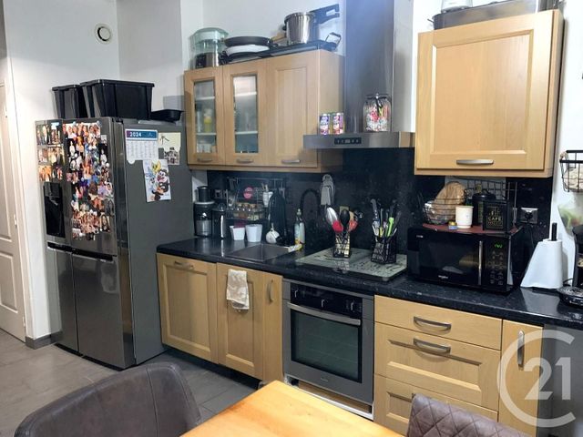 Appartement F4 à vendre - 4 pièces - 70 m2 - Etampes - 91 - ILE-DE-FRANCE