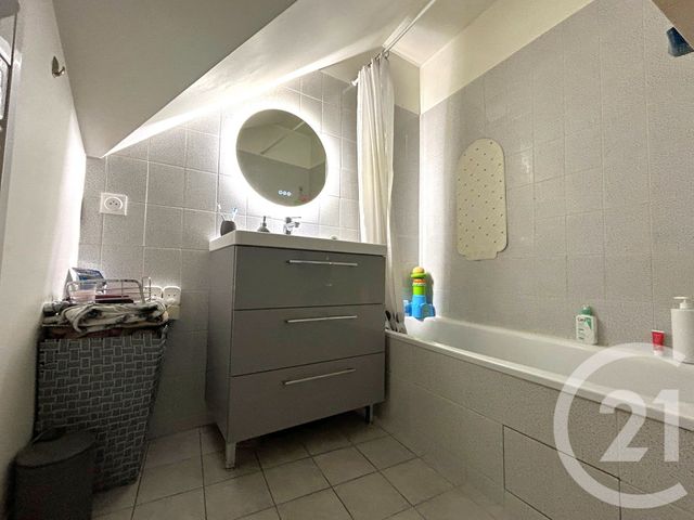 Appartement F3 à vendre - 3 pièces - 58,45 m2 - Etampes - 91 - ILE-DE-FRANCE