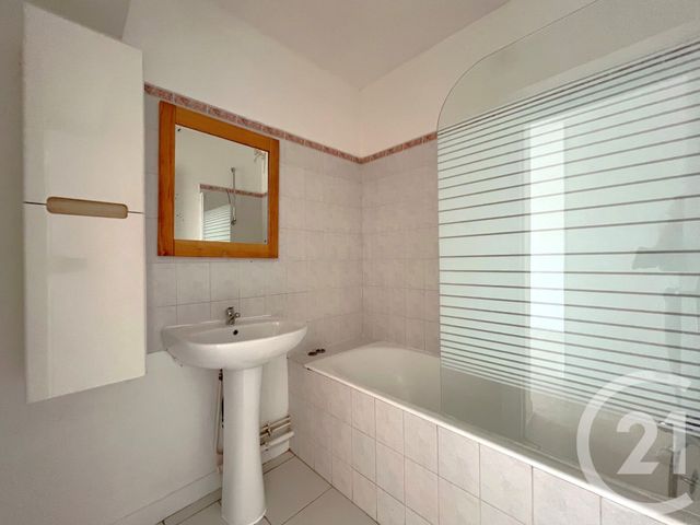 Appartement F2 à vendre - 2 pièces - 41,98 m2 - Etampes - 91 - ILE-DE-FRANCE