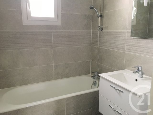 Appartement à louer - 2 pièces - 44,25 m2 - Morigny Champigny - 91 - ILE-DE-FRANCE