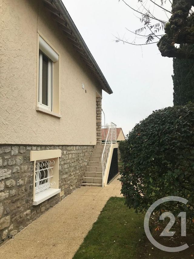 Maison &agrave; louer - 6 pi&egrave;ces - 128 m2 - Angerville - 91 - ILE-DE-FRANCE