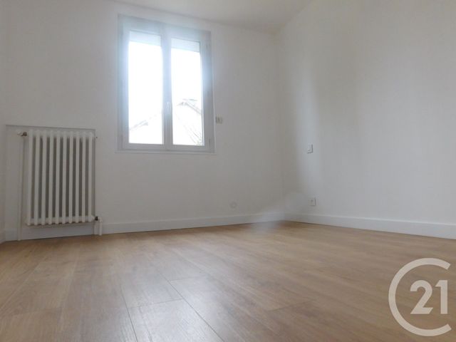 Maison à louer - 6 pièces - 128 m2 - Angerville - 91 - ILE-DE-FRANCE