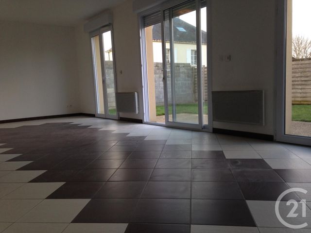 Maison &agrave; louer - 4 pi&egrave;ces - 110 m2 - Sermaises - 45 - CENTRE