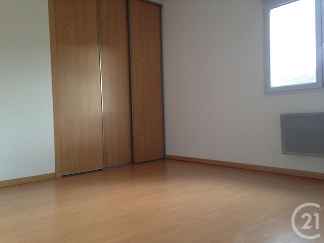 Maison &agrave; louer - 4 pi&egrave;ces - 110 m2 - Sermaises - 45 - CENTRE