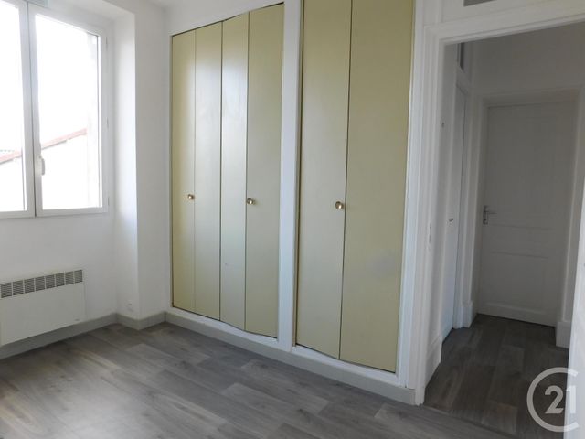 Divers &agrave; louer - 84 m2 - Etampes - 91 - ILE-DE-FRANCE