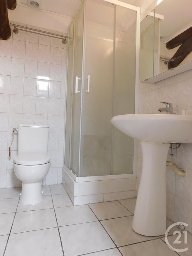 Appartement &agrave; louer - 2 pi&egrave;ces - 24 m2 - Etampes - 91 - ILE-DE-FRANCE