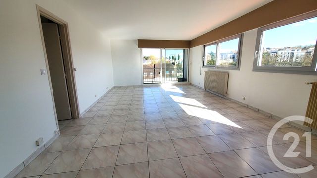 Appartement F3 &agrave; vendre - 3 pi&egrave;ces - 68,50 m2 - Melun - 77 - ILE-DE-FRANCE