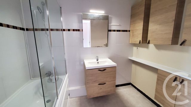 Appartement F3 &agrave; vendre - 3 pi&egrave;ces - 68,50 m2 - Melun - 77 - ILE-DE-FRANCE