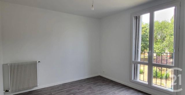 Appartement F4 &agrave; vendre - 4 pi&egrave;ces - 67,77 m2 - Etampes - 91 - ILE-DE-FRANCE