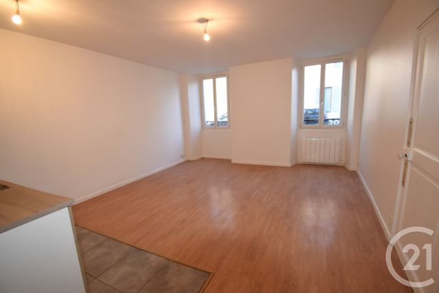 Appartement T2 &agrave; louer - 2 pi&egrave;ces - 52,42 m2 - Angerville - 91 - ILE-DE-FRANCE