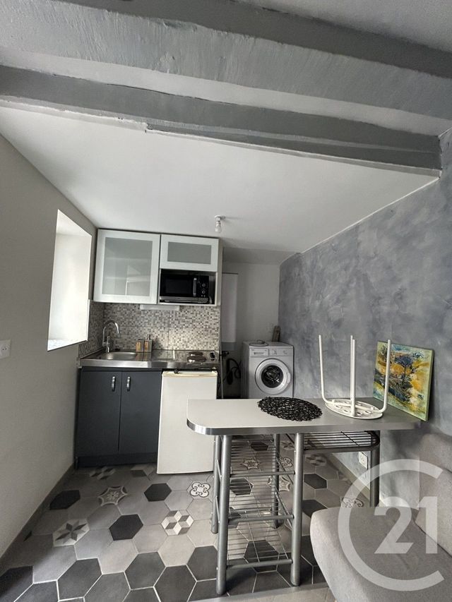 Appartement Duplex &agrave; louer - 2 pi&egrave;ces - 23,32 m2 - Etampes - 91 - ILE-DE-FRANCE