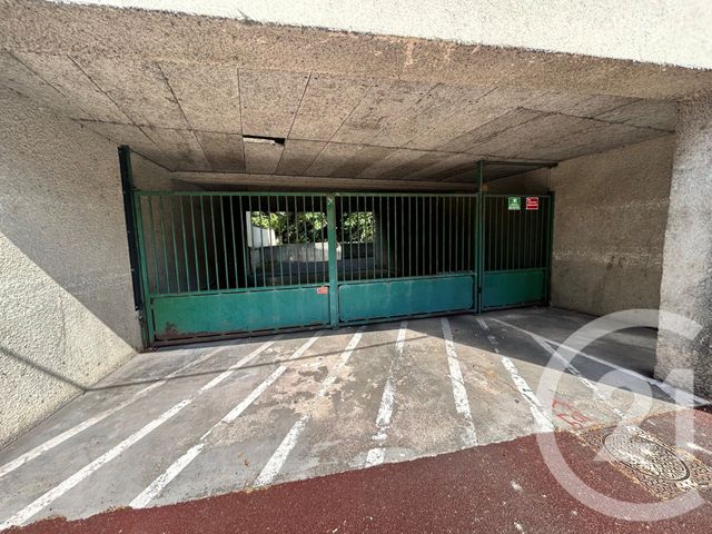 parking - ETAMPES - 91